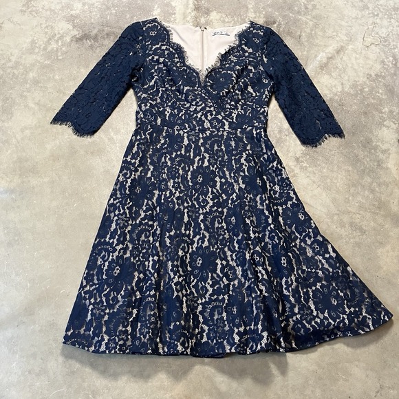 Eliza J Dresses & Skirts - Eliza J Dress Womens‎ Size 8 Navy Blue Lace V Neck Lined Evening